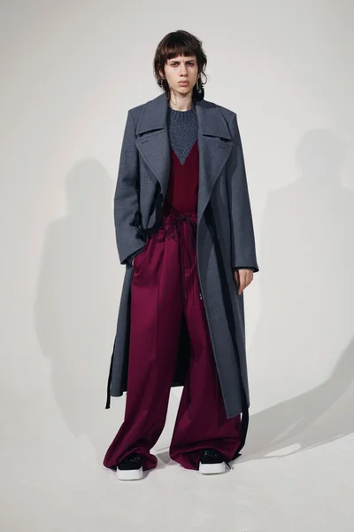Look 19